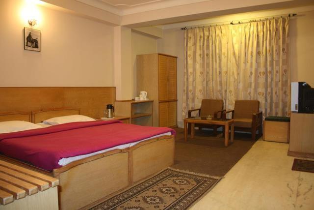 The Denzong Shangrila Gangtok Esterno foto